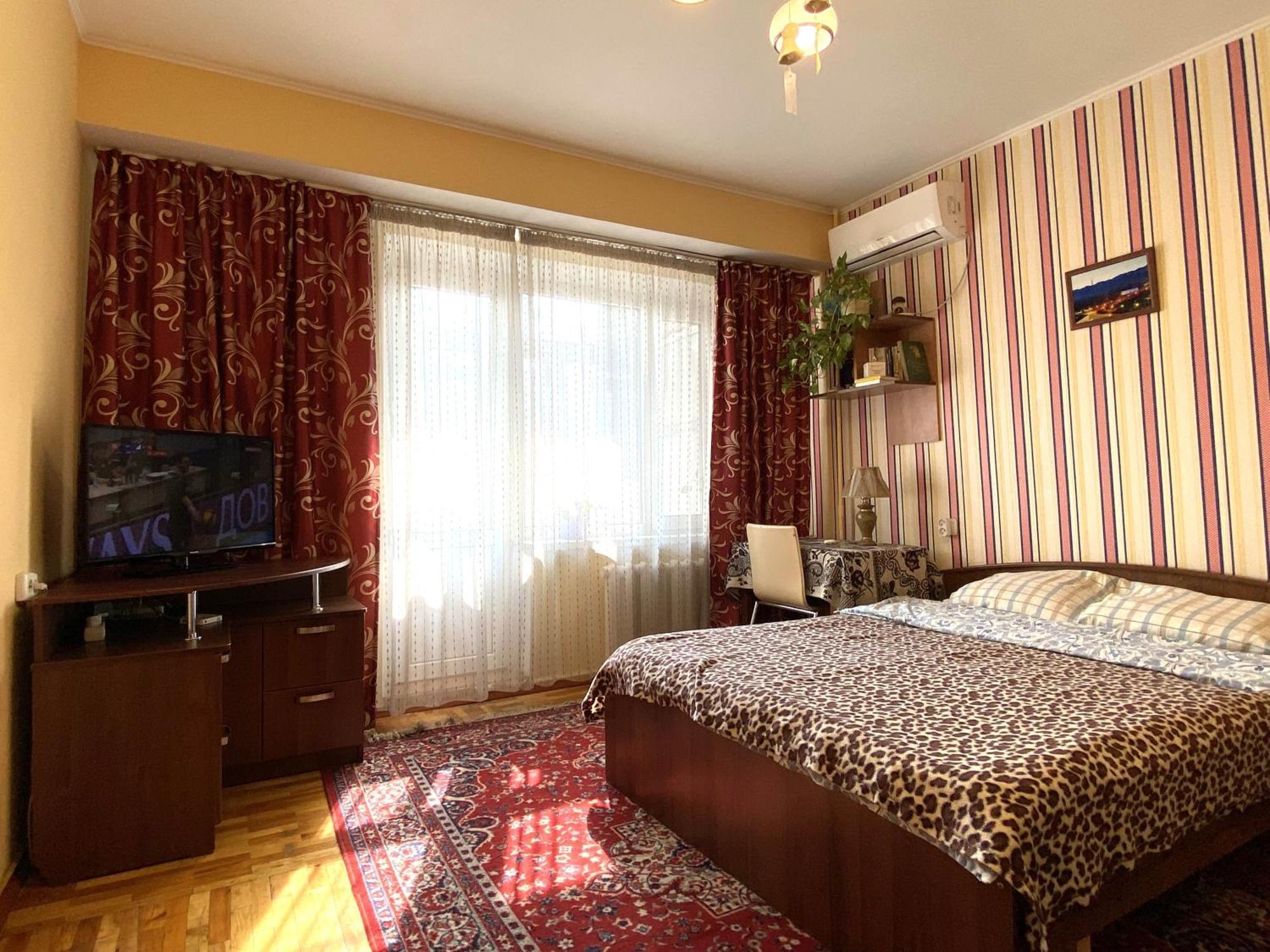 "Арбат" Центр Квартира- Apartment "Arbat" الماتي المظهر الخارجي الصورة